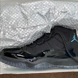Jordan 11 Blue Gamma